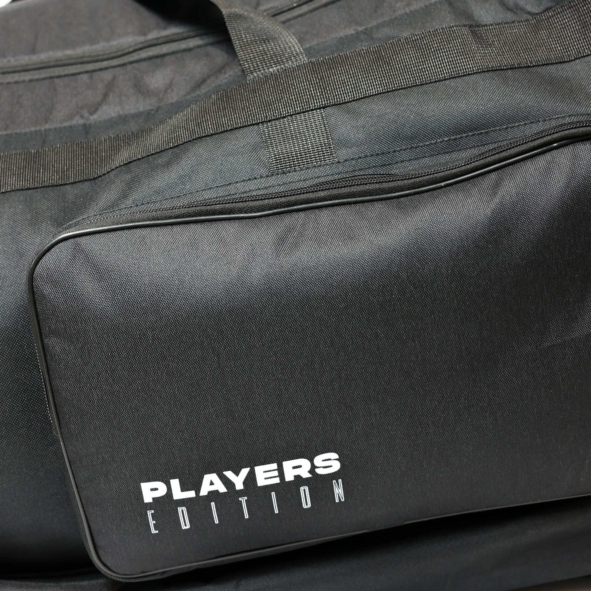 External storage pockets on Crikon Players Edition kit bag